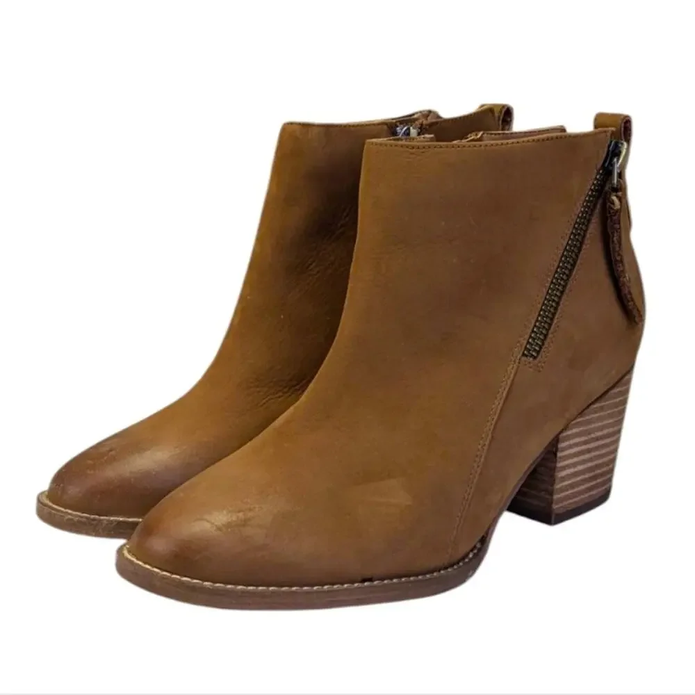 Aqua College Nancy Waterproof Ankle Boots EUC Size 8M    S3829